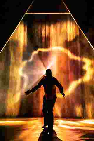 Black Superhero (photo: Johan Persson)