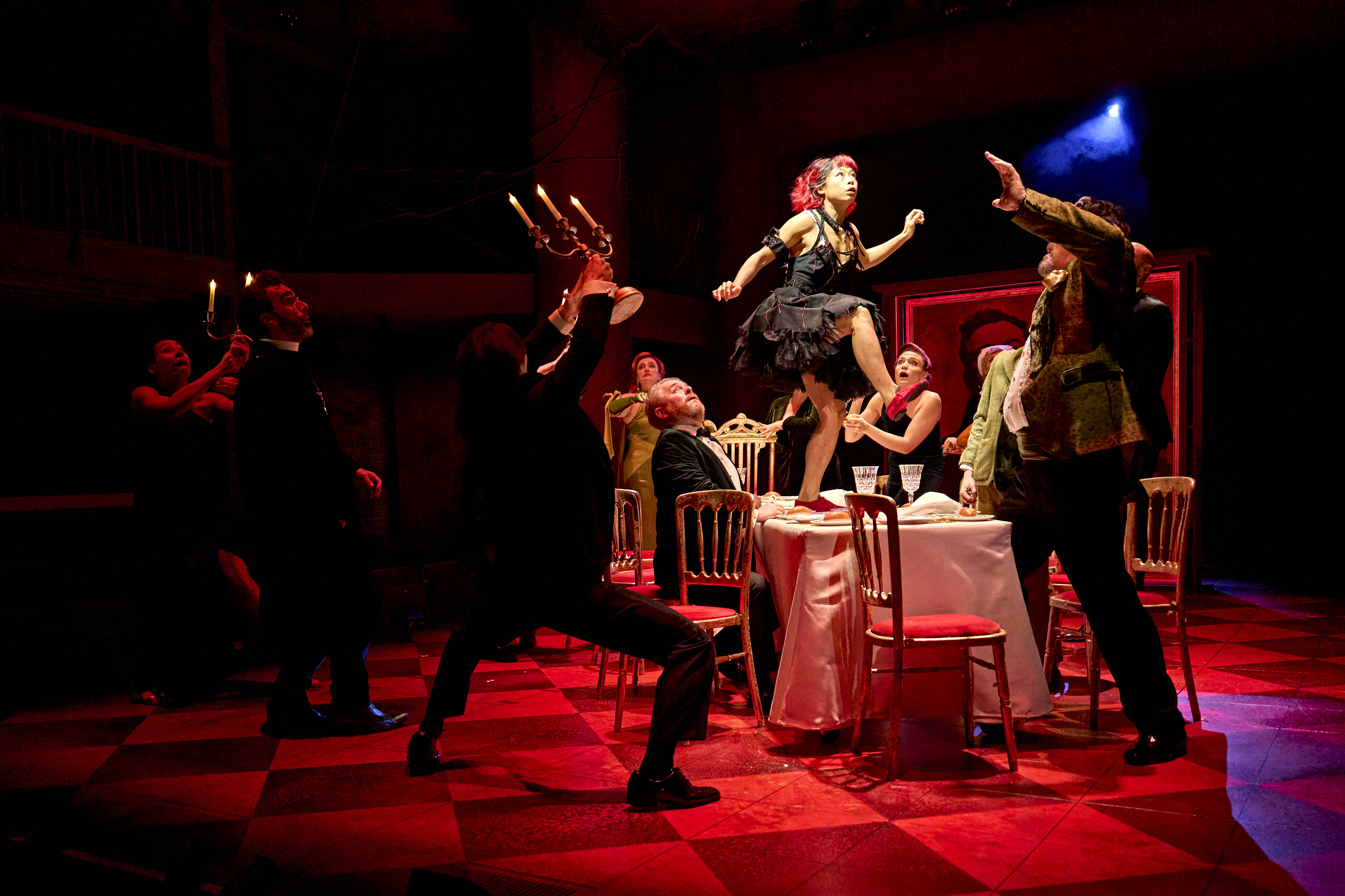 The Red Shoes (photo: Manuel Harlan)