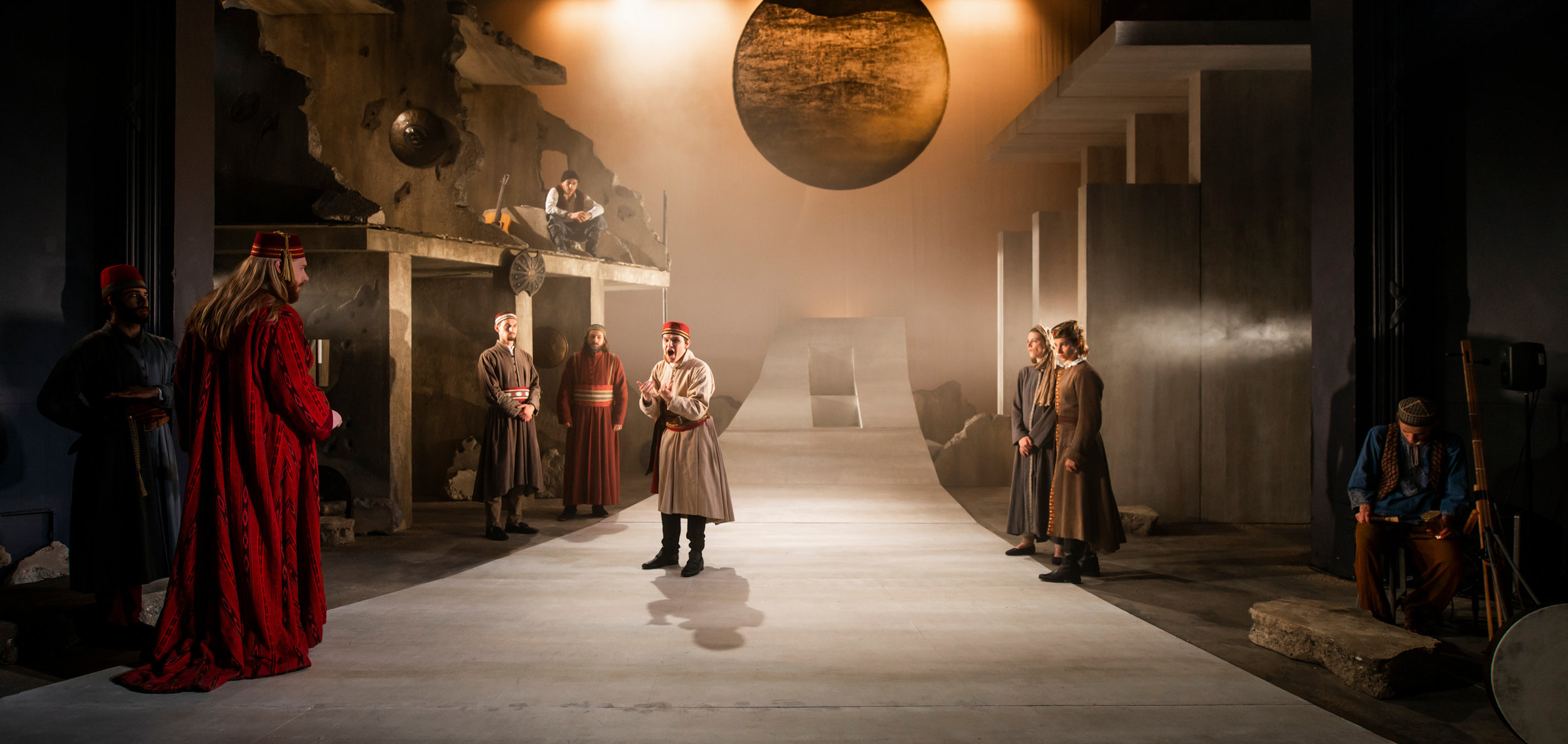 Burial at Thebes, RCSSD (photo: Patrick Baldwin)